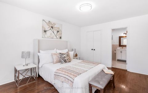 Photo 24 at 20 SAWMILL Road, Jane Heights, Toronto