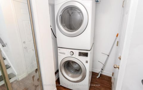 Photo 33 at 20 SAWMILL Road, Jane Heights, Toronto