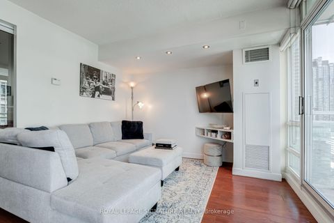 Photo 4 at 2101 - 381 Front Street W, Waterfront Communities C1, Toronto