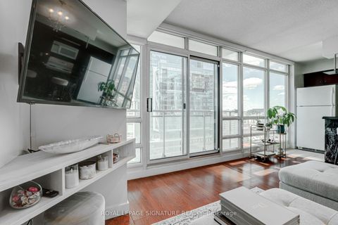 Photo 5 at 2101 - 381 Front Street W, Waterfront Communities C1, Toronto