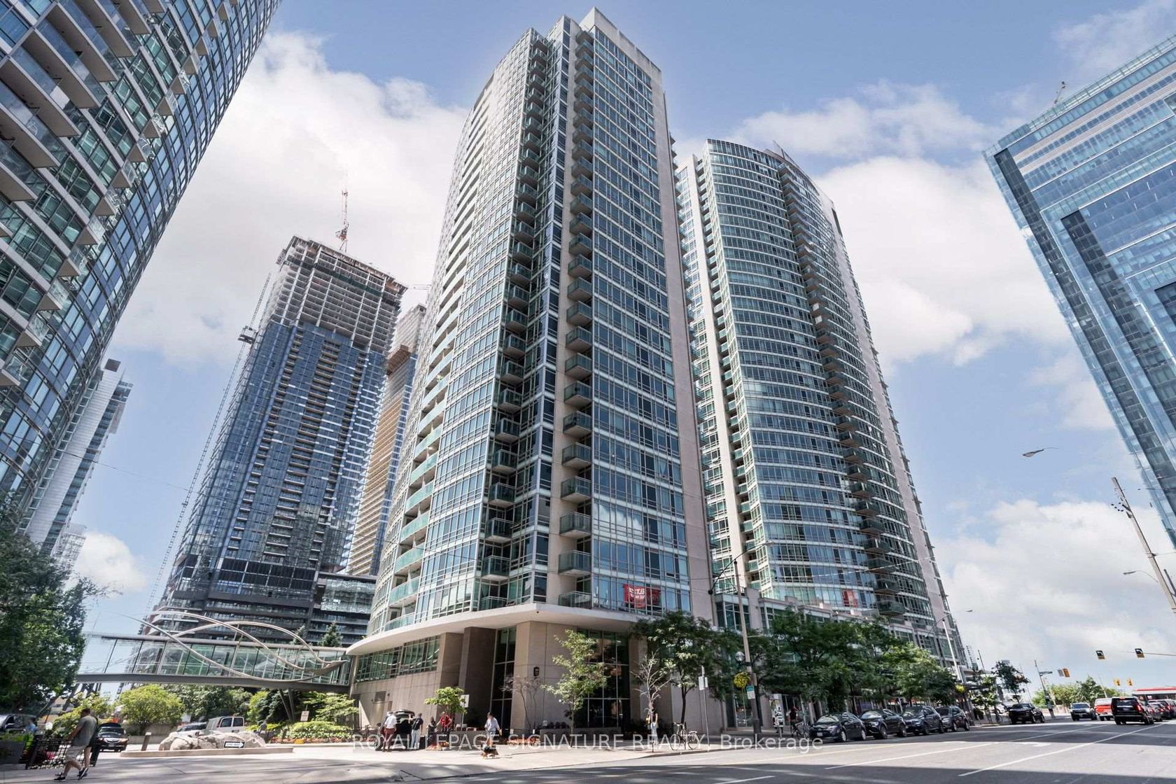 2101 - 381 Front Street W, Waterfront Communities C1, Toronto photo number 2
