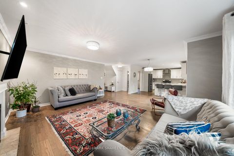 Photo 17 at 718 Firth Court, College Manor, Newmarket