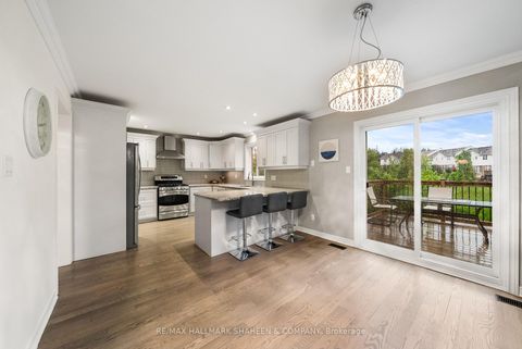 Photo 19 at 718 Firth Court, College Manor, Newmarket