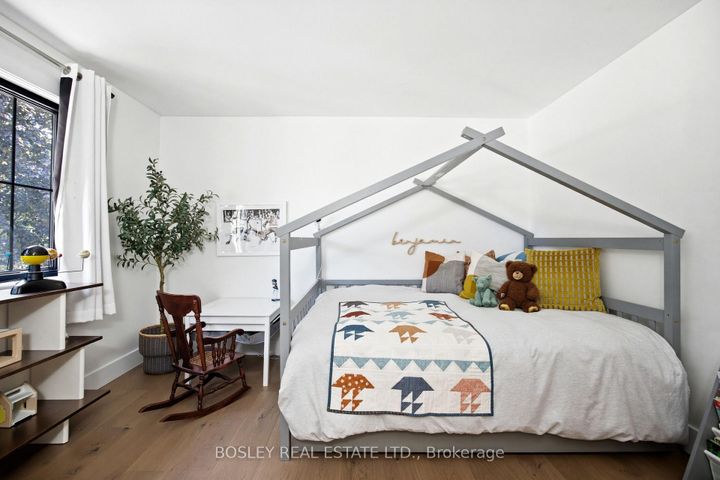 Photo 26 at 440 Sandford Street, Central Newmarket, Newmarket