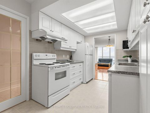 Photo 12 at 2204 - 205 Wynford Drive, Flemingdon Park, Toronto