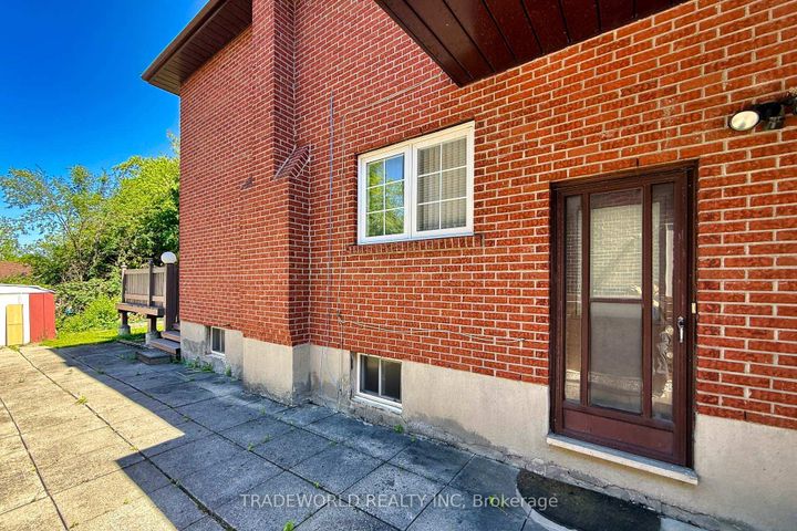 Photo 49 at 46 Winlock Park, Newtonbrook East, Toronto