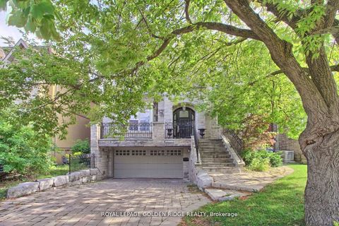 Photo 1 at 99 Bannockburn Avenue, Nortown, Toronto