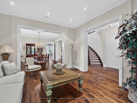 Photo 3 at 57 Yorkminster Road, Windfields, Toronto