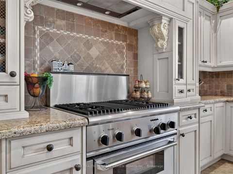 Photo 8 at 57 Yorkminster Road, Windfields, Toronto