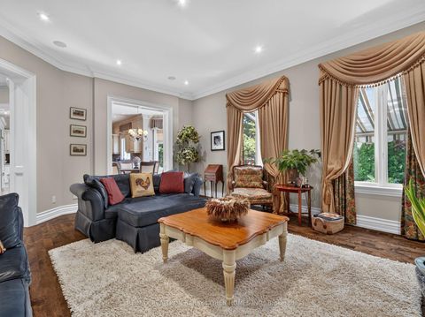 Photo 11 at 57 Yorkminster Road, Windfields, Toronto