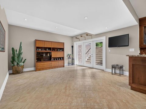 Photo 28 at 57 Yorkminster Road, Windfields, Toronto