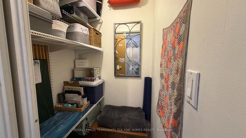 Photo 10 at 1009 - 398 Eglinton Avenue E, Mount Pleasant East, Toronto