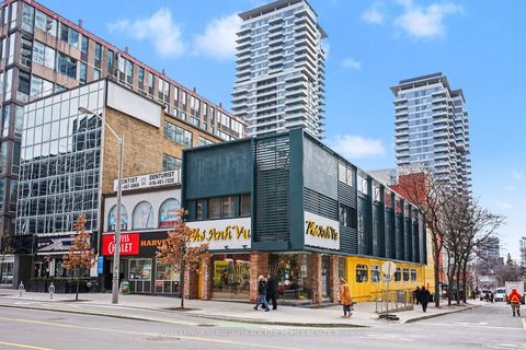 Photo 40 at 1009 - 398 Eglinton Avenue E, Mount Pleasant East, Toronto