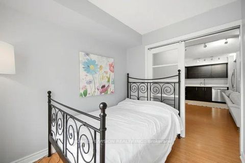 Photo 19 at 706 - 25 The Esplanade, Waterfront Communities C8, Toronto