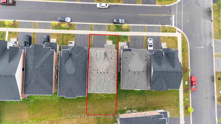 Photo 2 at 1211 Drinkle Crescent, Eastdale, Oshawa