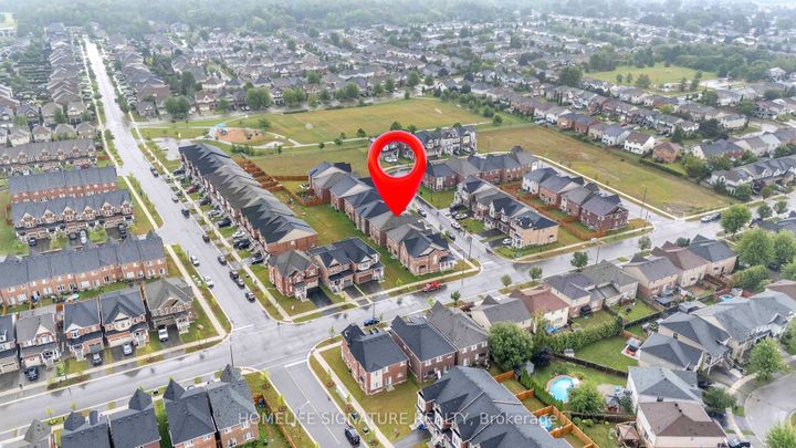 Photo 3 at 1211 Drinkle Crescent, Eastdale, Oshawa