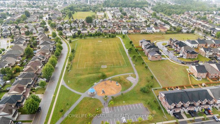 Photo 4 at 1211 Drinkle Crescent, Eastdale, Oshawa