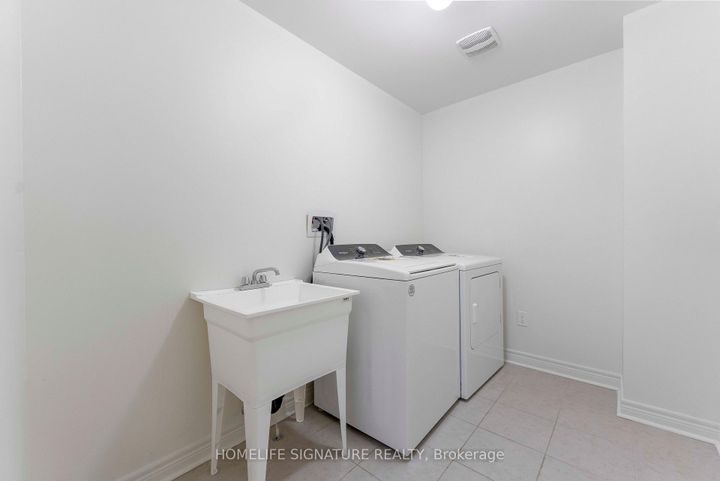 Photo 38 at 1211 Drinkle Crescent, Eastdale, Oshawa