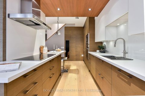 Photo 15 at 107 - 40 Oaklands Avenue, St. Clair, Toronto
