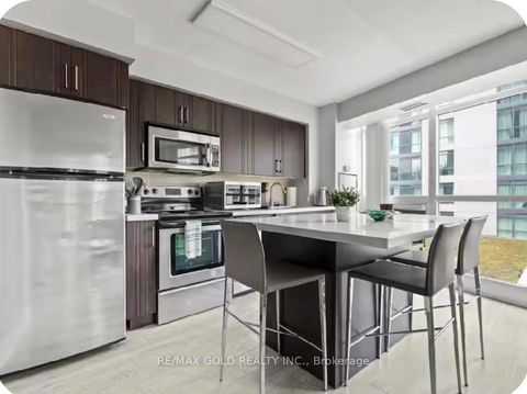 Photo 5 at 620 - 215 Fort York Boulevard, Niagara, Toronto