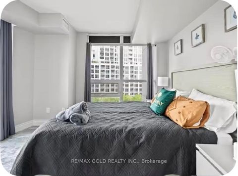 Photo 11 at 620 - 215 Fort York Boulevard, Niagara, Toronto