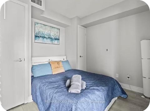 Photo 12 at 620 - 215 Fort York Boulevard, Niagara, Toronto