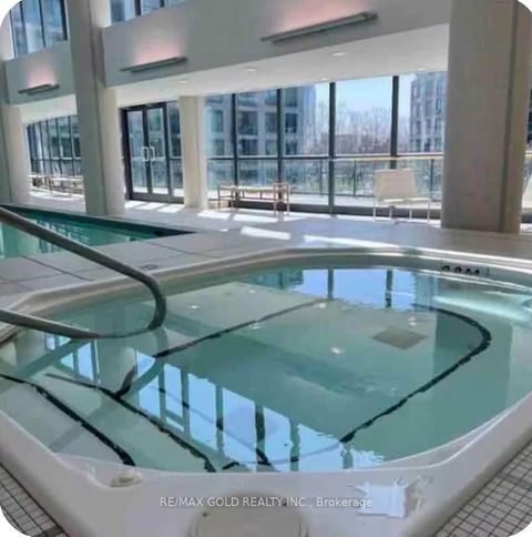 Photo 19 at 620 - 215 Fort York Boulevard, Niagara, Toronto