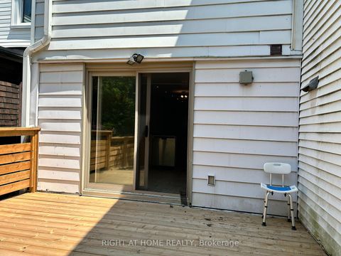 Photo 17 at 280 Kenilworth Avenue, The Beaches, Toronto