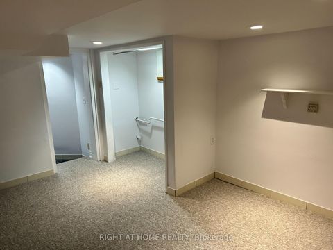 Photo 29 at 280 Kenilworth Avenue, The Beaches, Toronto
