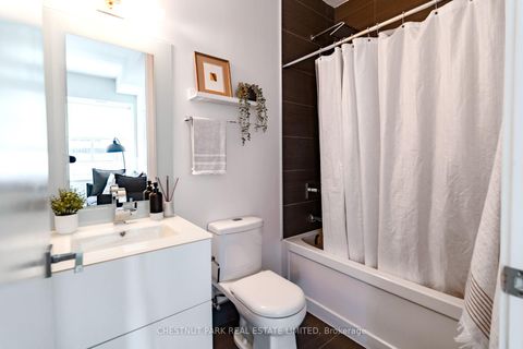 Photo 16 at 320 - 111 St Clair Avenue W, St. Clair, Toronto