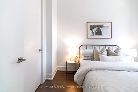 Photo 19 at 320 - 111 St Clair Avenue W, St. Clair, Toronto