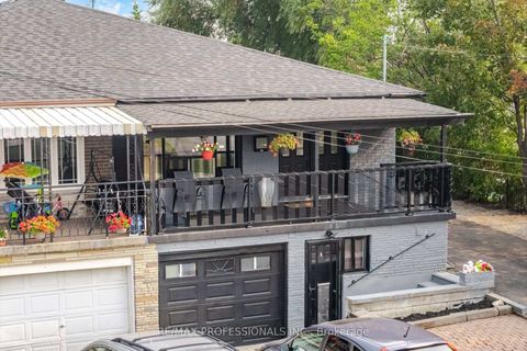 Photo 3 at 50 Cobb Avenue, Jane Heights, Toronto