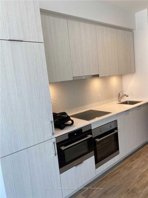 Photo 4 at 1403 - 158 Front Street E, Moss Park, Toronto