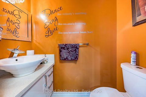 Photo 15 at 135 Autumn Glen Circle, Clairville, Toronto