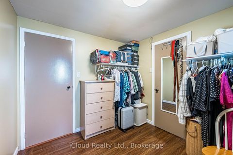 Photo 28 at 135 Autumn Glen Circle, Clairville, Toronto