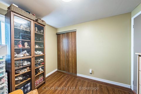 Photo 29 at 135 Autumn Glen Circle, Clairville, Toronto