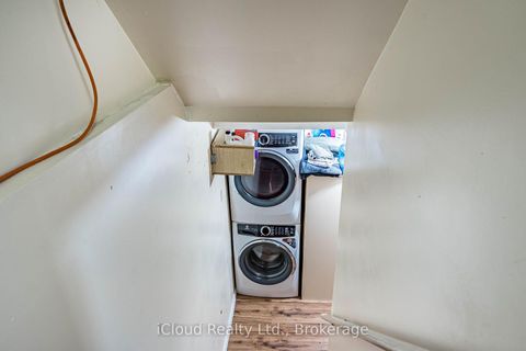 Photo 36 at 135 Autumn Glen Circle, Clairville, Toronto