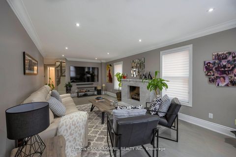 Photo 12 at 1 Regent Street, Mill Pond, Richmond Hill