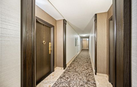 Photo 4 at 606 - 820 Burnhamthorpe Road, Markland Wood, Toronto