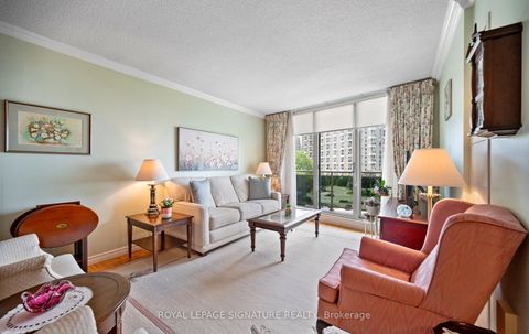 Photo 6 at 606 - 820 Burnhamthorpe Road, Markland Wood, Toronto