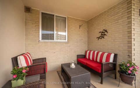 Photo 26 at 606 - 820 Burnhamthorpe Road, Markland Wood, Toronto