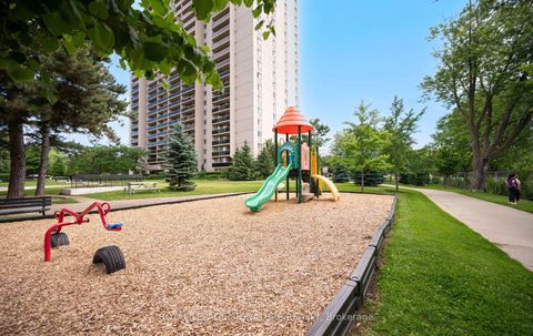 Photo 30 at 606 - 820 Burnhamthorpe Road, Markland Wood, Toronto