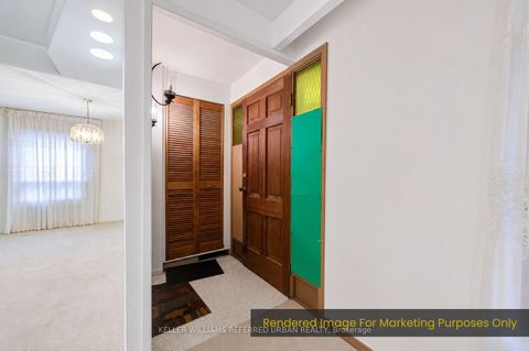 Photo 2 at 7 Saunders Crescent, Queensway, Toronto