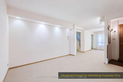 Photo 4 at 7 Saunders Crescent, Queensway, Toronto