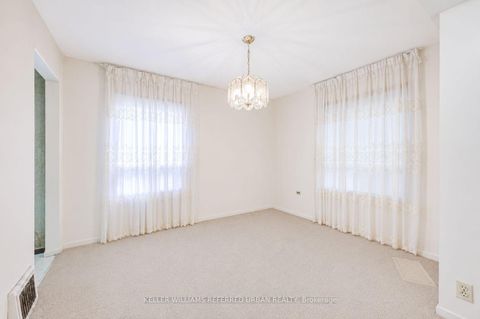 Photo 12 at 7 Saunders Crescent, Queensway, Toronto