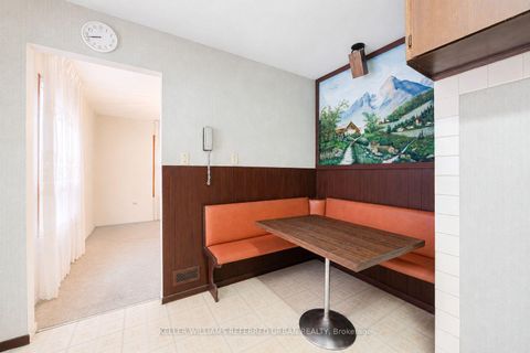 Photo 17 at 7 Saunders Crescent, Queensway, Toronto
