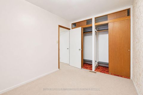 Photo 21 at 7 Saunders Crescent, Queensway, Toronto