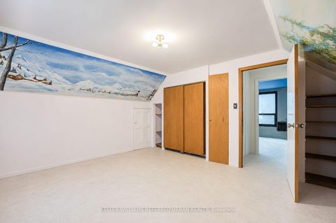 Photo 25 at 7 Saunders Crescent, Queensway, Toronto