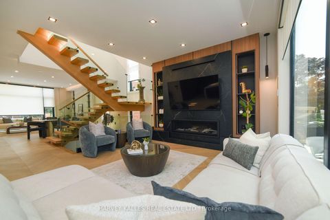 Photo 13 at 110 Mona Drive, Lawrence Park South, Toronto