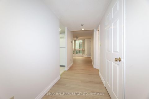 Photo 7 at 1704 - 10 Kenneth Avenue, Willowdale East, Toronto